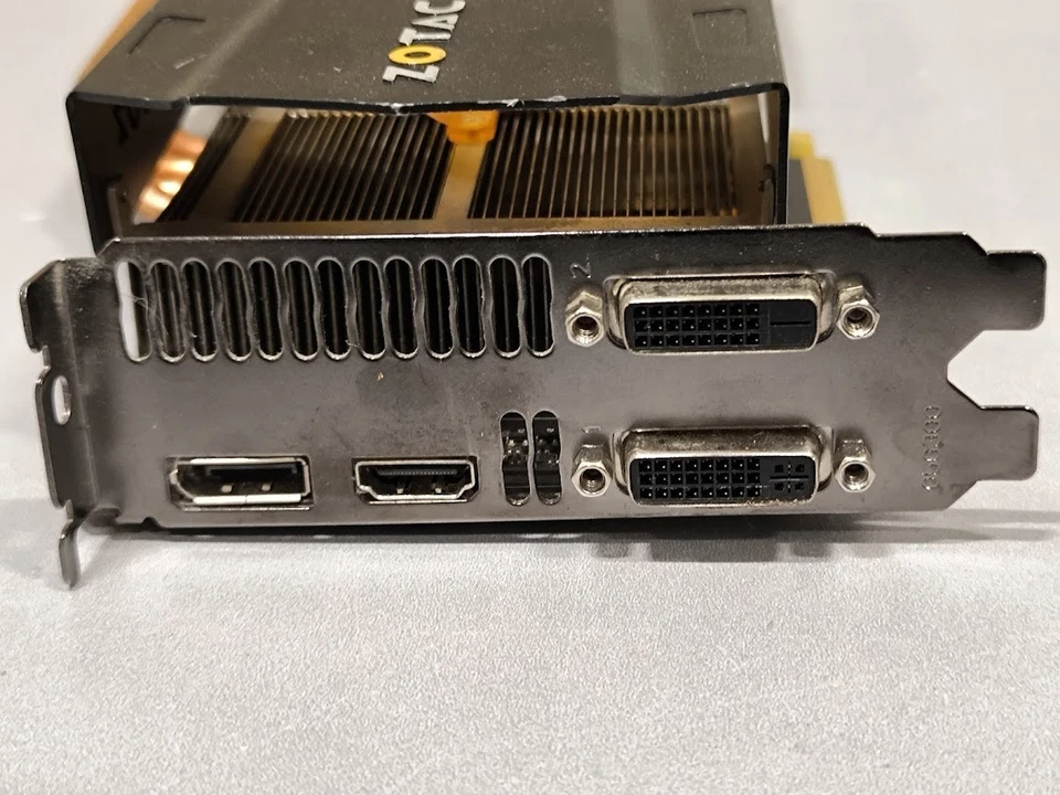 ZOTAC GTX 670 AMP! Edition 2GB GDDR5 - Used, Working - Image 4 of 4