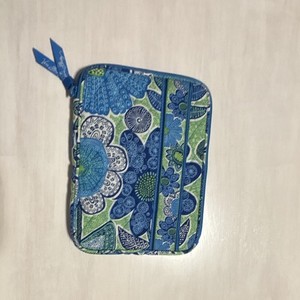 Vera Bradley  Doodle Daisy tablet sleeve. 9 x 6.5”. No tags, never used.