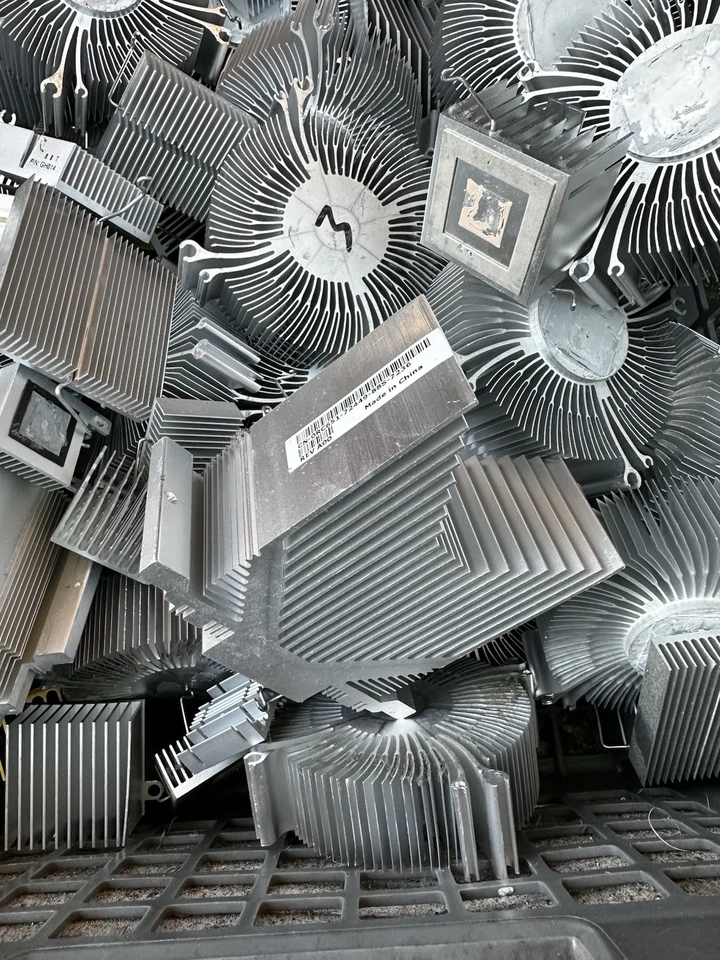 Lot of Mixer Size Clean Aluminum Heat Sinks 10+ lbs - For Casting- Crafts- Parts - Image 4 of 4