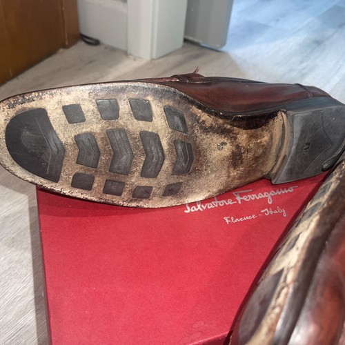 SALVATORE FERRAGAMO men's shoes 10.5 EE Brown leather logo loafer made in Italy. - Picture 8 of 8
