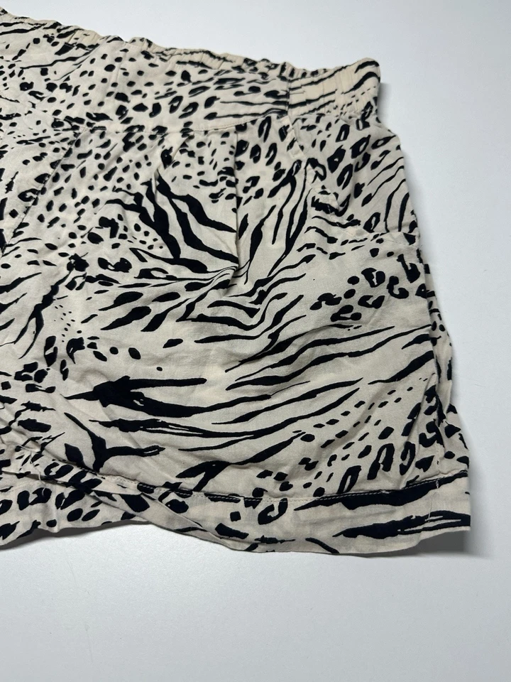 H & M 短裤迷你平底棕褐色白色印花女式 8 码 100% 棉 — 第 2/4 张图片