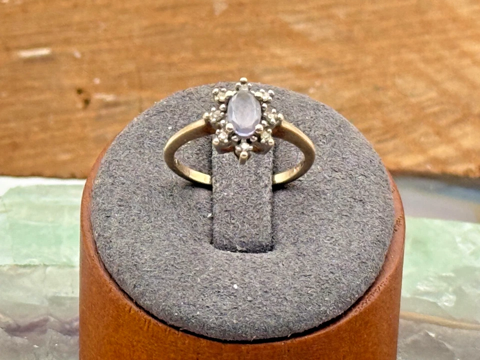 Vintage 10K Solid Yellow Gold Lavender Tourmaline w/diamonds ring sz 6--1814.25 - Image 2 of 4