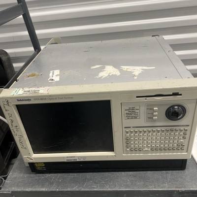TEKTRONIX OTS 9010 OPTICAL TEST SYSTEM For Parts No Power As Is