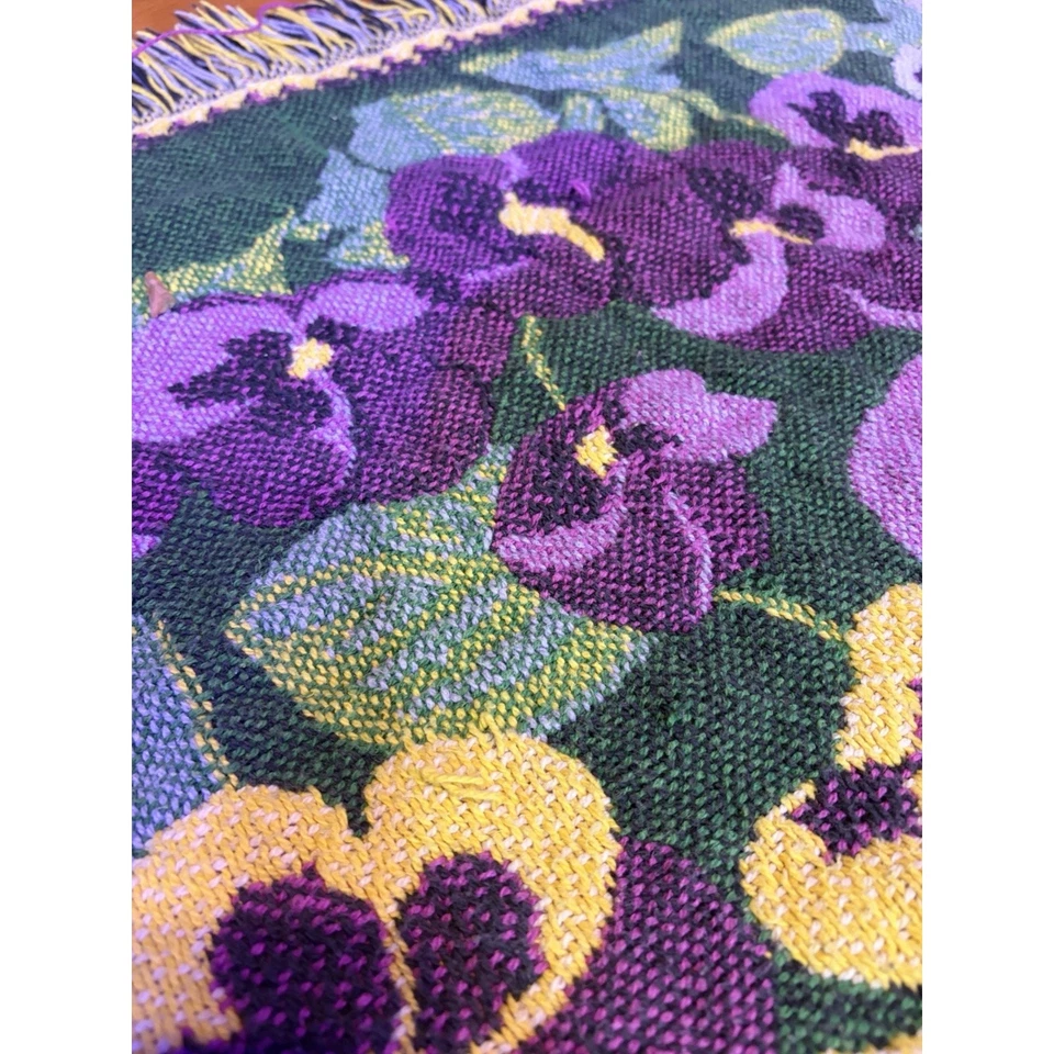 Manta tejida reversible Purple Pansy 67 pulgadas X 47 pulgadas Foto 4 de 4
