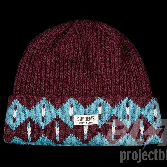 FW12 SUPREME PAKISTAN BEANIE BURGUNDY 2012