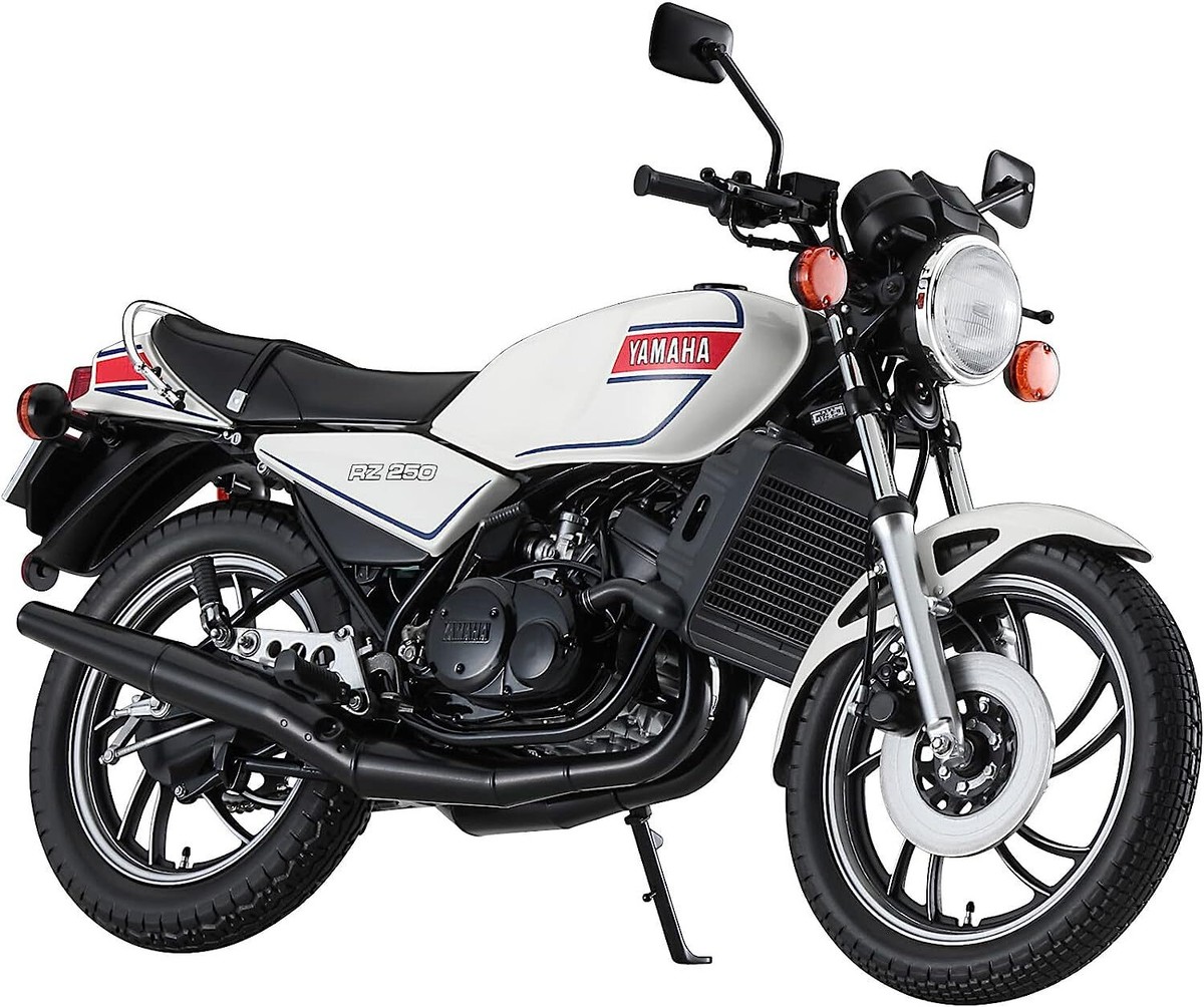 Hasegawa 1/12 Bike Series Yamaha RZ250 (4L3) (1980) Plastic model 