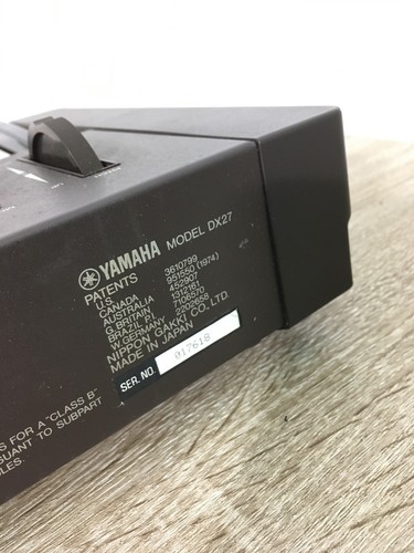 Yamaha DX 27 Digital Synthesizer Keyboard Black Music Instruments from Japan - Picture 16 of 24