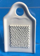 1PC Ceramic Small Ginger Grinder Ginger Grater Tool for Kitchen Garlic Bakery
