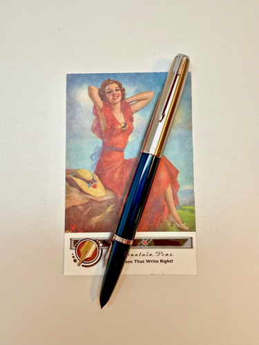 Parker Super "21" Aerometric Fountain Pen; Dark Blue w/ Lustaloy Cap ; 14K M Nib - Picture 8 of 17