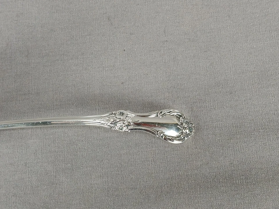 International Silver Co Wild Rose - Cucharón crema plata esterlina nuevo patrón Foto 2 de 4