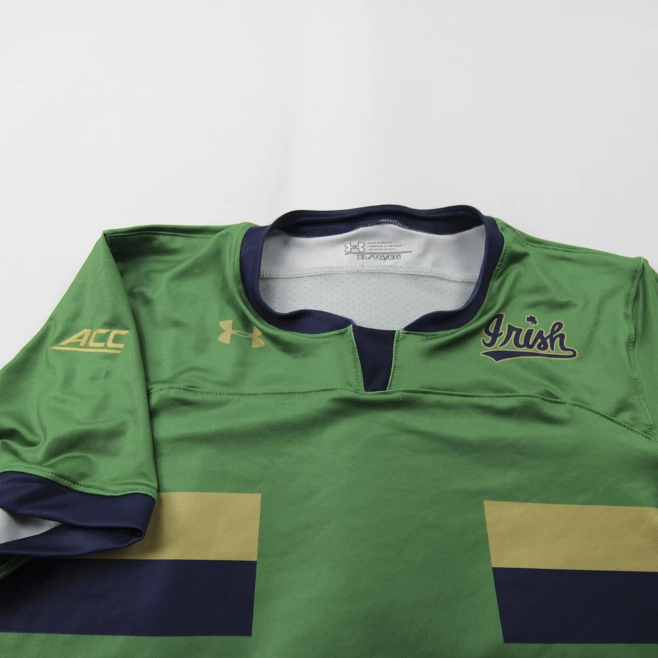 Camiseta de práctica Notre Dame Fighting Irish Under Armour - otras para mujer usadas Foto 3 de 4