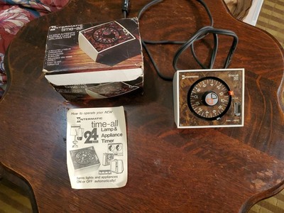 VTG Intermatic TIME-ALL Lamp and Appliance Timer Model EA-11 WORKS NOS
