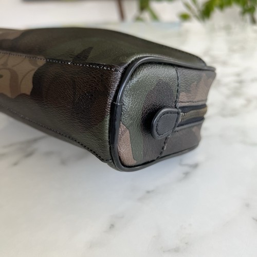 COACH OVERNIGHT TRAVEL KIT IN SIGNATURE CAMO COATED CANVAS & LEATHER F12008 - Picture 7 of 11