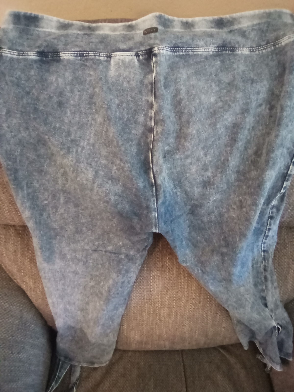 MNY Performance Capris - image 3