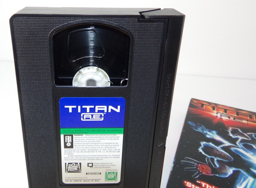 Titan A.E. 2000 VHS Rare Orig HTF OOP Animation Action Adventure Star Wars Fan - Picture 8 of 11
