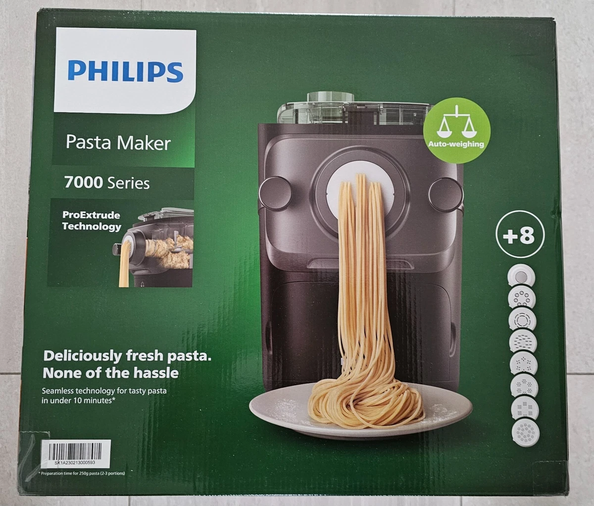 Philips Pasta Maker, fully automatic, Black and with 8 moulding discs  HR2665