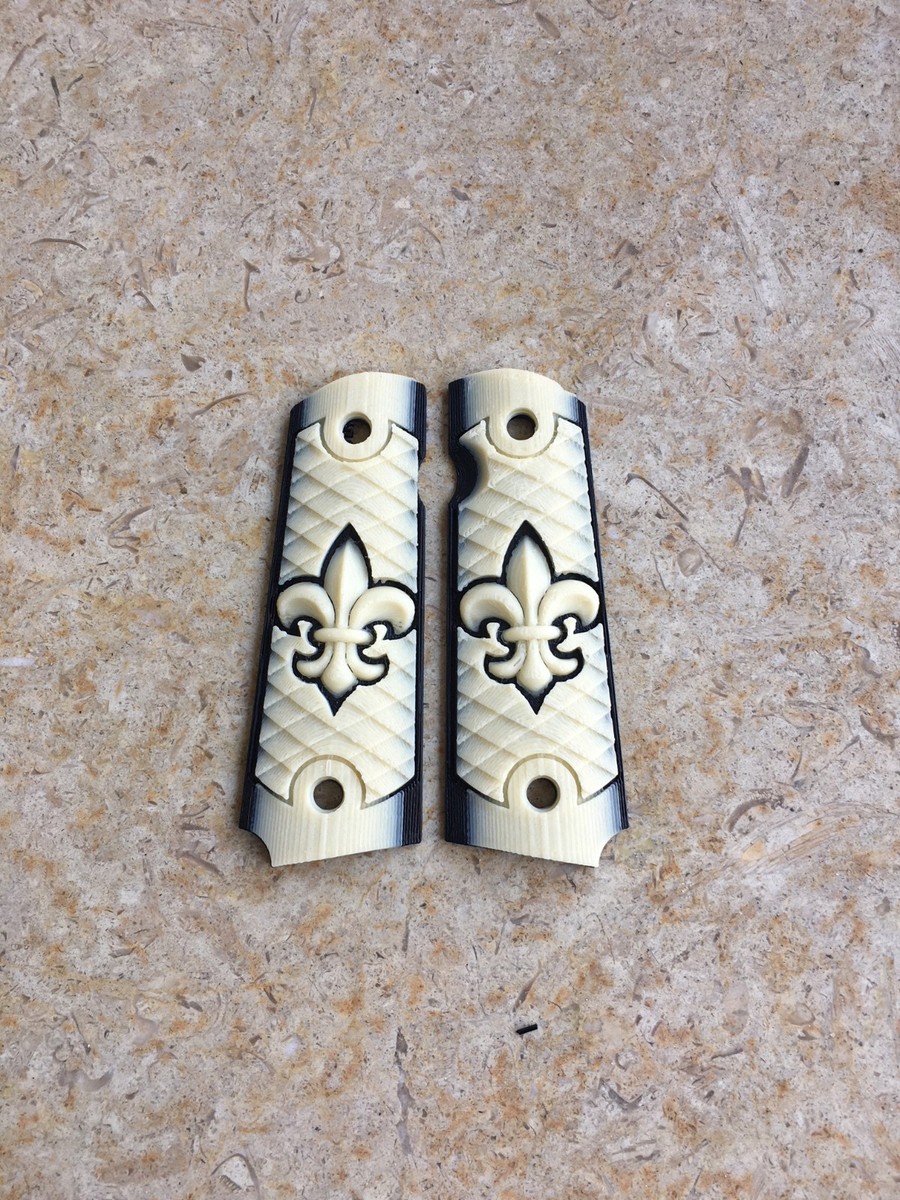 floowページです Full Size 1911 Grips Fleur De Lis for full size Colts, 3D printed