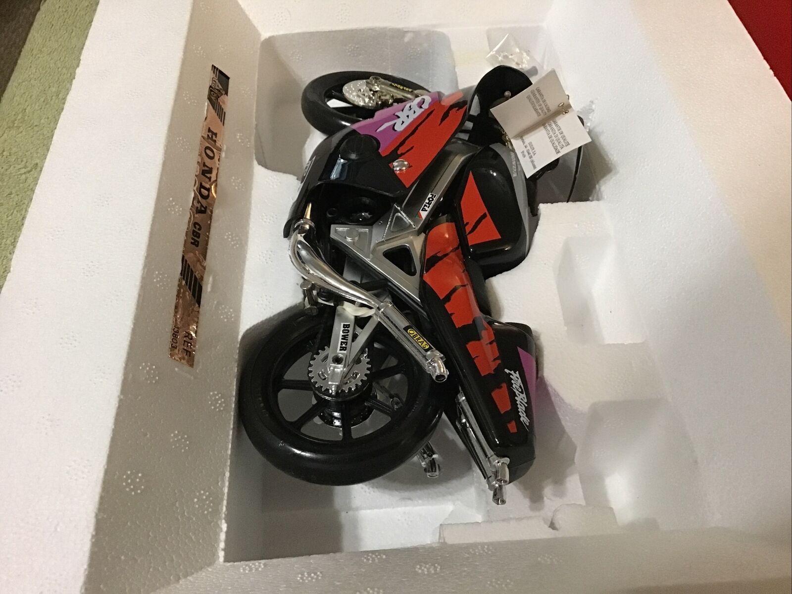 Picture 3 of 10