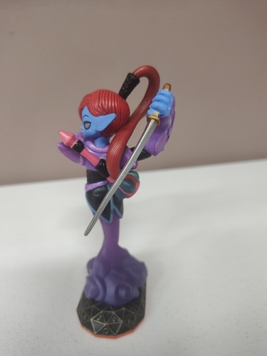 Skylanders Giants Figure Ninjini Magic Element Figure #84543888 2012 Activision - Picture 4 of 5