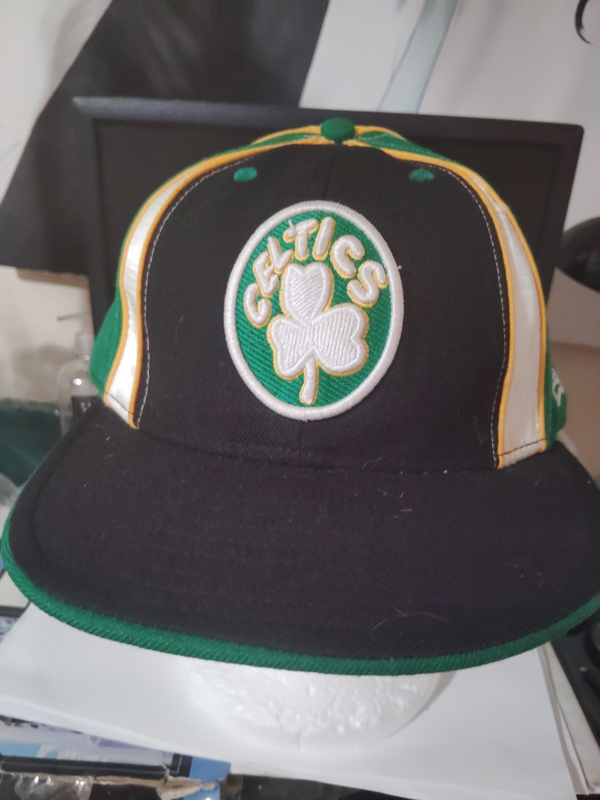 Boston Celtics Hat Cap Fitted Mens 7 5/8 Black Green NBA Basketball New Era READ