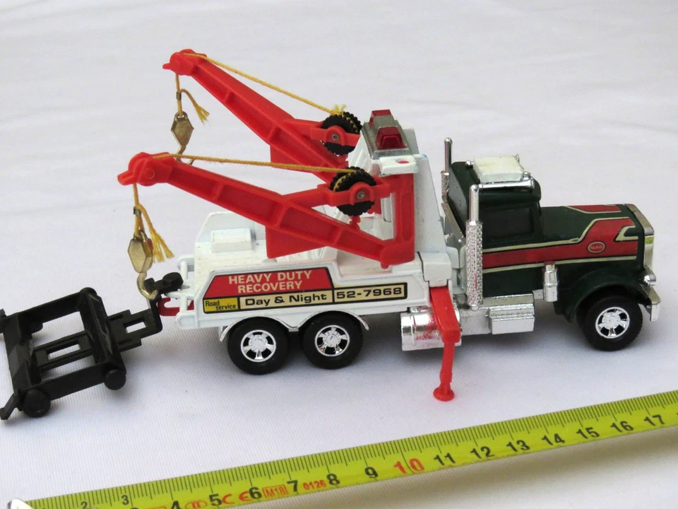 Vintage 1978 Matchbox Super Kings Peterbilt Heavy Duty Recovery Tow Truck K-20 - Image 3 of 4