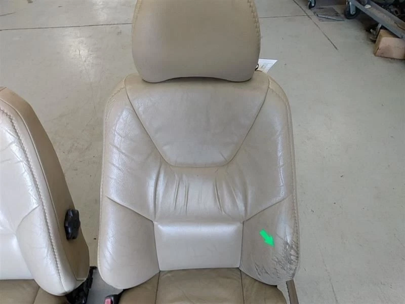 Volvo XC70 V70 Leather Front Bucket Seat Set Fits 2001 2002 2003 2004 - Image 4 of 4