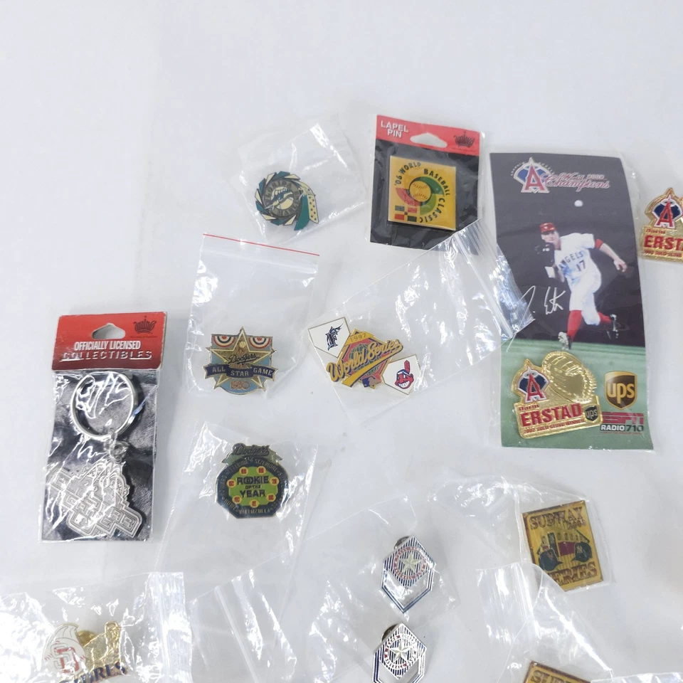 Vintage New York Mets Padres Dodgers Reds Hat Pin Lot World Series All Star MLB - Image 3 of 4