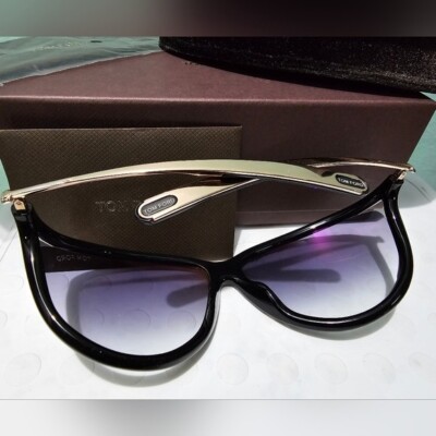 NIB TOM FORD Tammy TF770 01B Black Oversized Wrap Sunglasses  display picture 2