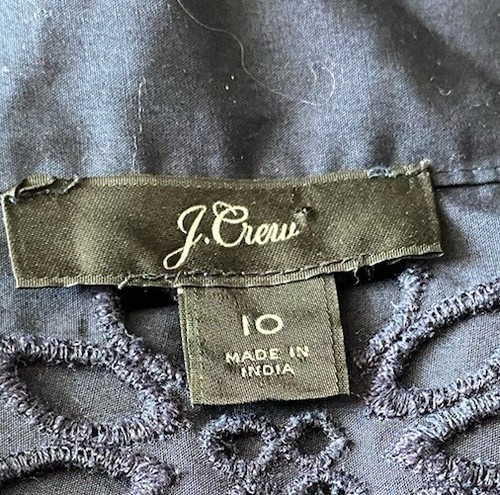 J. Crew Navy Blue Embroidered Eyelet Cut-out Blouse Button Shoulder Blouse Sz 10 - 第 6/7 張圖片