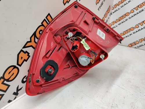 2013 MERCEDES GL350 X166 AMG RIGHT REAR TAIL LIGHT LAMP OUTER A1669067401 - 第 7/8 張圖片