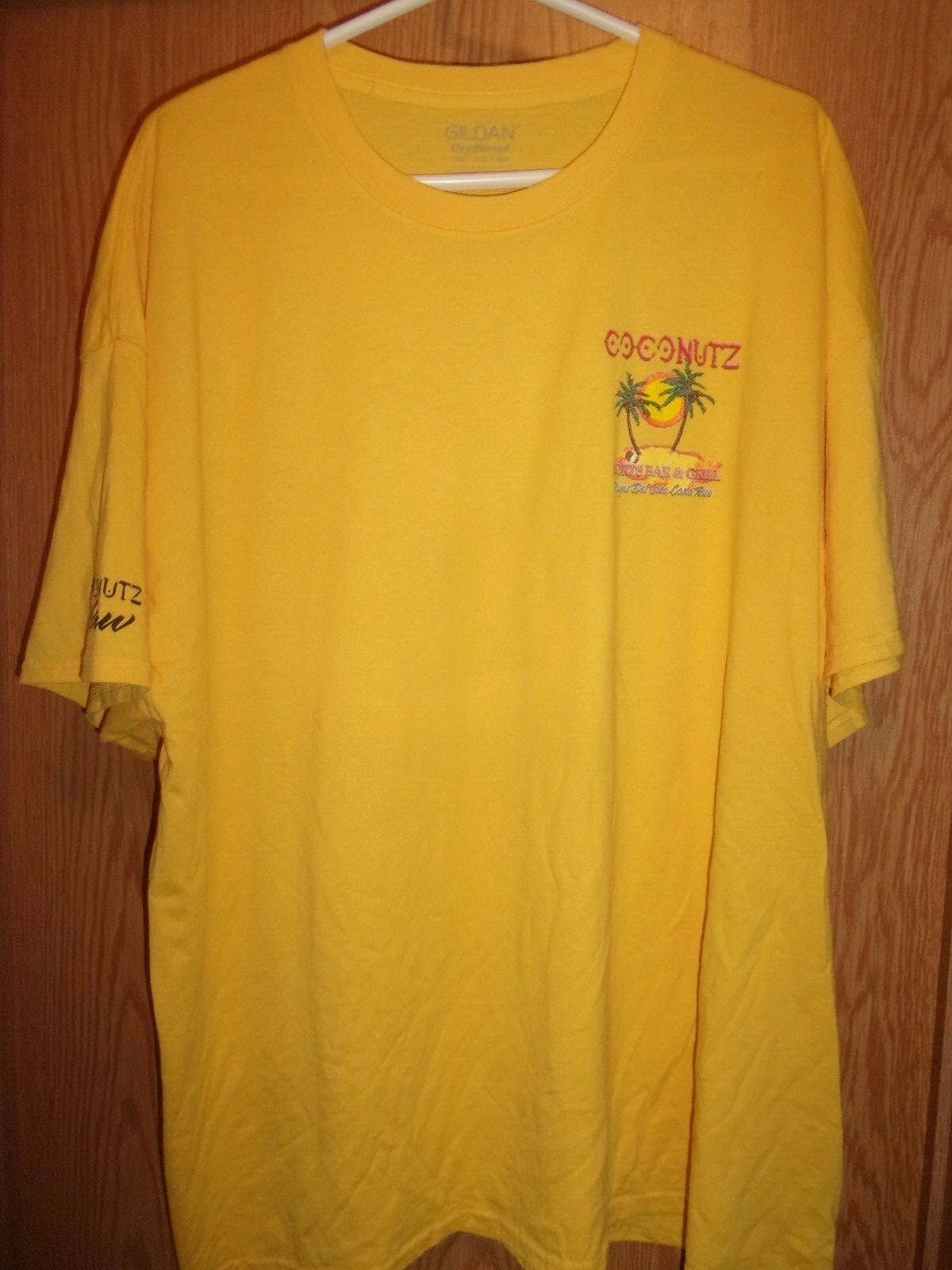 PARROT HEADS COCONUTZ Sports Bar n Grill yellow 3XL t… Gem