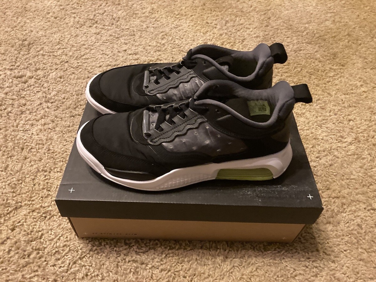a❤︎  Nike Air Max 270 Mens Fashion Sneakers in Black - 11.5 US