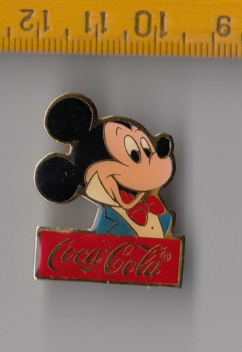 1985 WALT DISNEY 15 year Anniversary pin badge COCA COLA - Picture 28 of 59