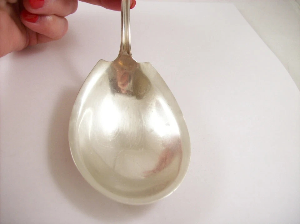 CUCHARA CAZUELA/BAYAS DE PLATA ESTERLINA ANTIGUA, LOUIS XIV, DOMINICK & HAFF Foto 2 de 4