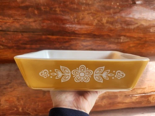 Pyrex Butterfly Gold Casserole Dish 1 1/2 Quart Butterfly No Lid 0503 Vintage