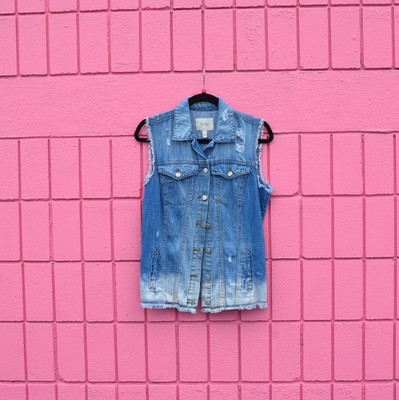 #108 S Jessica Simpson Blue Ombre Jean Denim Jacket Dark Blue Wash