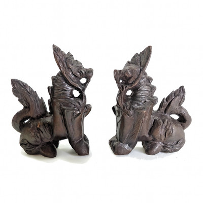 Vintage Hand Carved Chinese Wooden Foo Dogs Pair Figurine Ornament Nice Old 10cm