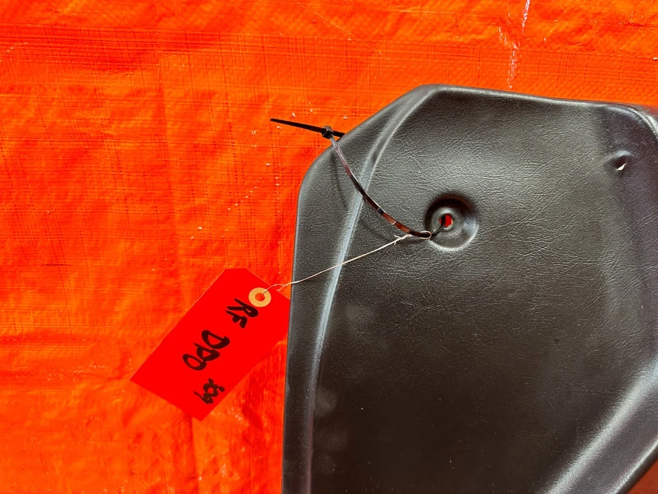 94-01 ACURA INTEGRA 2D - 乘客右门板 - 黑色和灰色 - 原始设备制造商 309 — 第 2/4 张图片