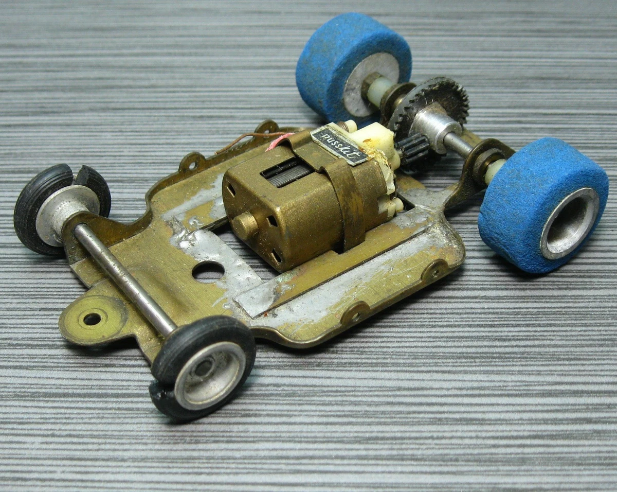Starter Scalextric 1/32 Avec Estrade – Années 60 – Bon état (non Testé)