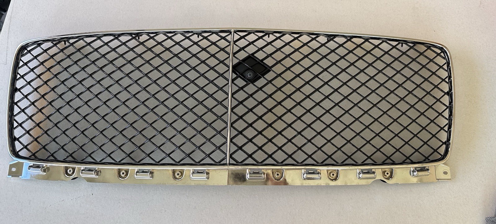 BENTLEY CONTINENTAL GT GTC FRONT BUMPER GRILL CHROME 2020 2021 2022 3SD853667A