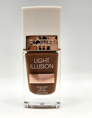 Flower Light Illusion Luminous Makeup, Mocha D3 1 Fl. Oz SPF 18 New!