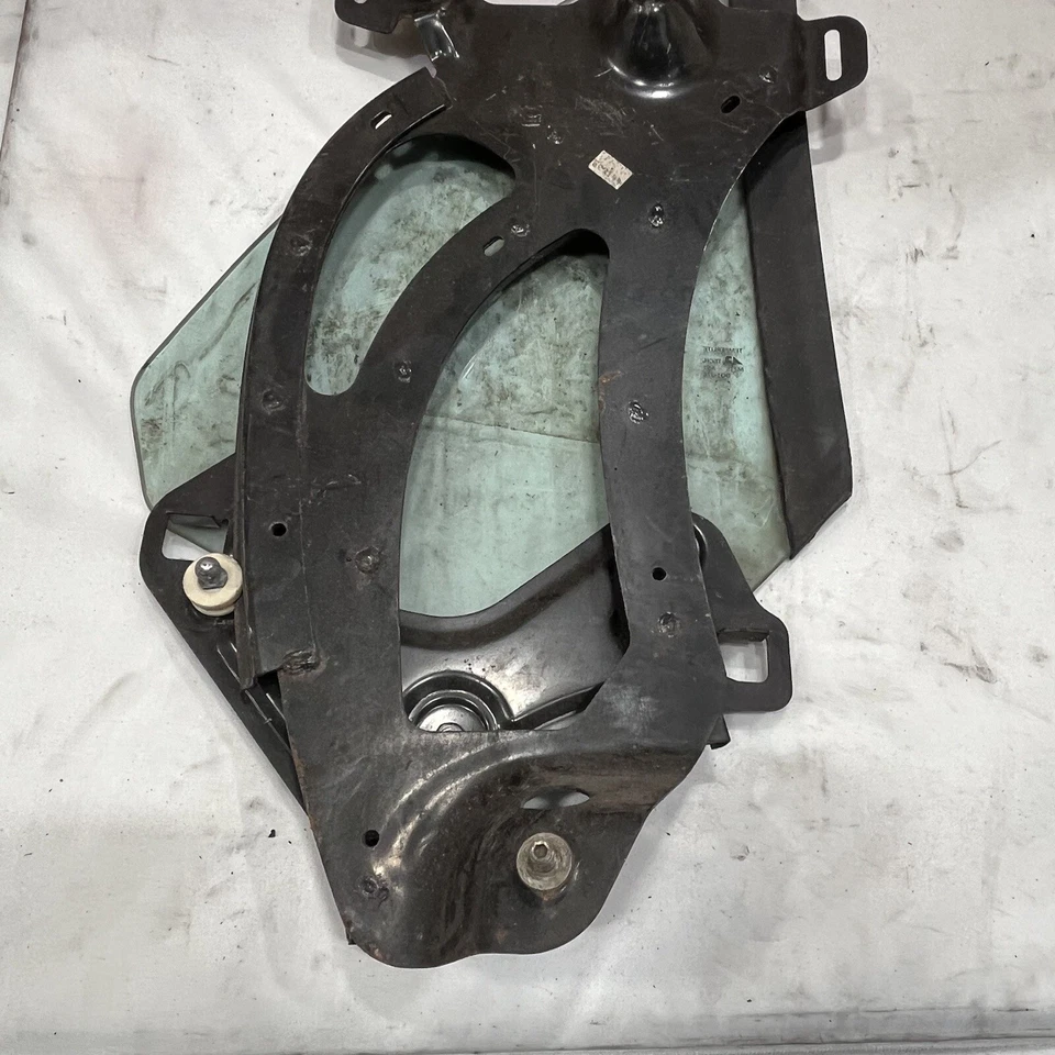 Mitsubishi Eclipse 1996-1999 convertible cuarto trasero ventana cristal derecho Foto 3 de 3