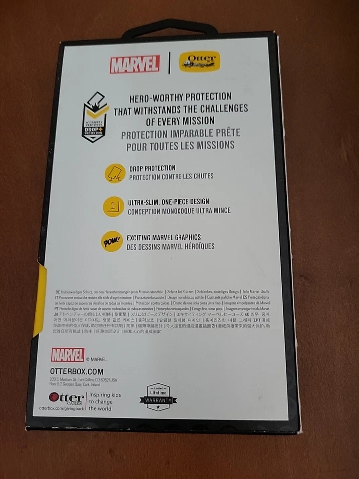 Funda de teléfono Marvel Otterbox Black Panther iPhone Xs Max Foto 2 de 3