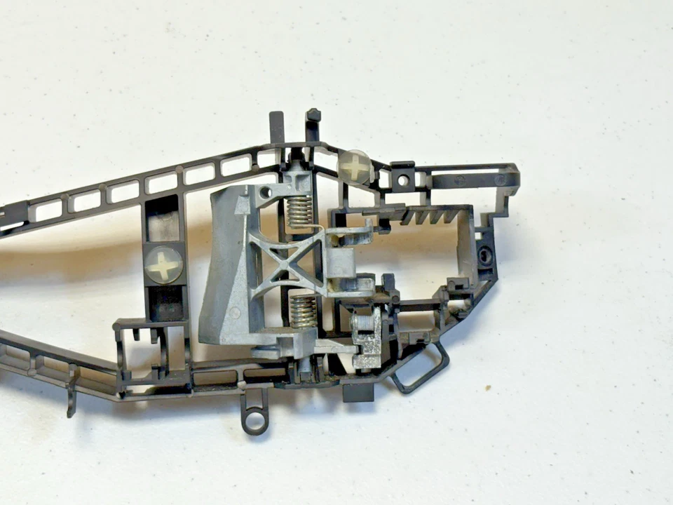 BMW 328I 330I 2012-2016 soporte de manija de puerta exterior delantero derecho OEM Foto 3 de 4