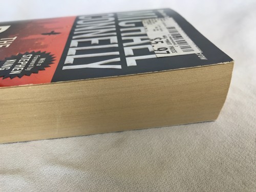 THE POET A PAPER BACK BOOK BY MICHAEL CONNELLY A MYSTERY - Picture 7 of 9