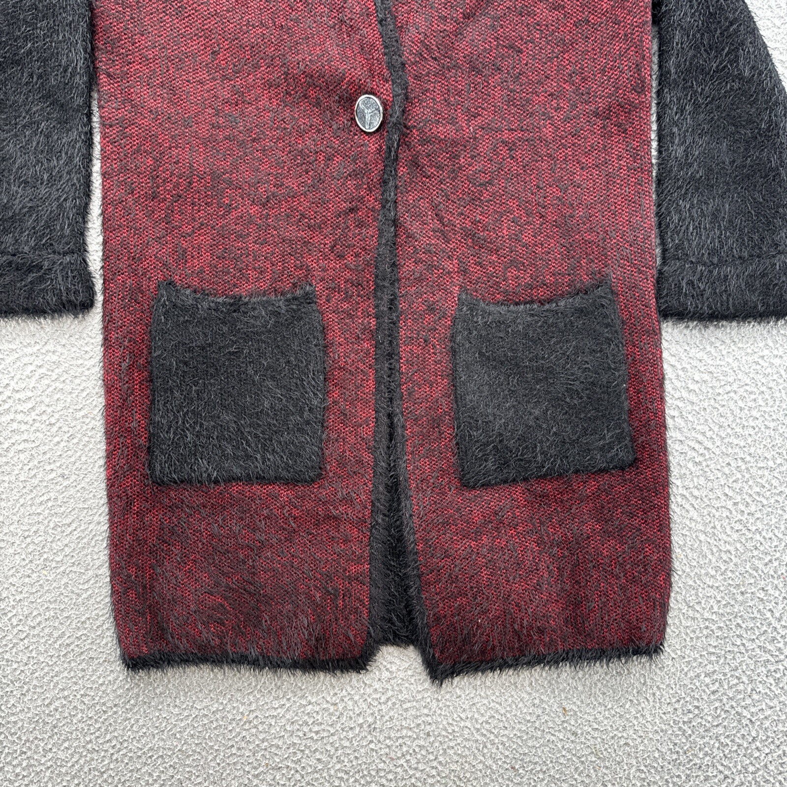 High Secret Women’s 1 Snap Cardigan Sweater Black Red Shaggy Size Medium
