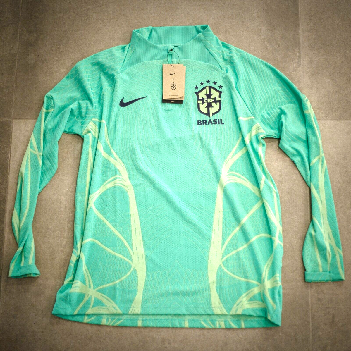 Nike ブラジル Dri-FIT ピステ XL