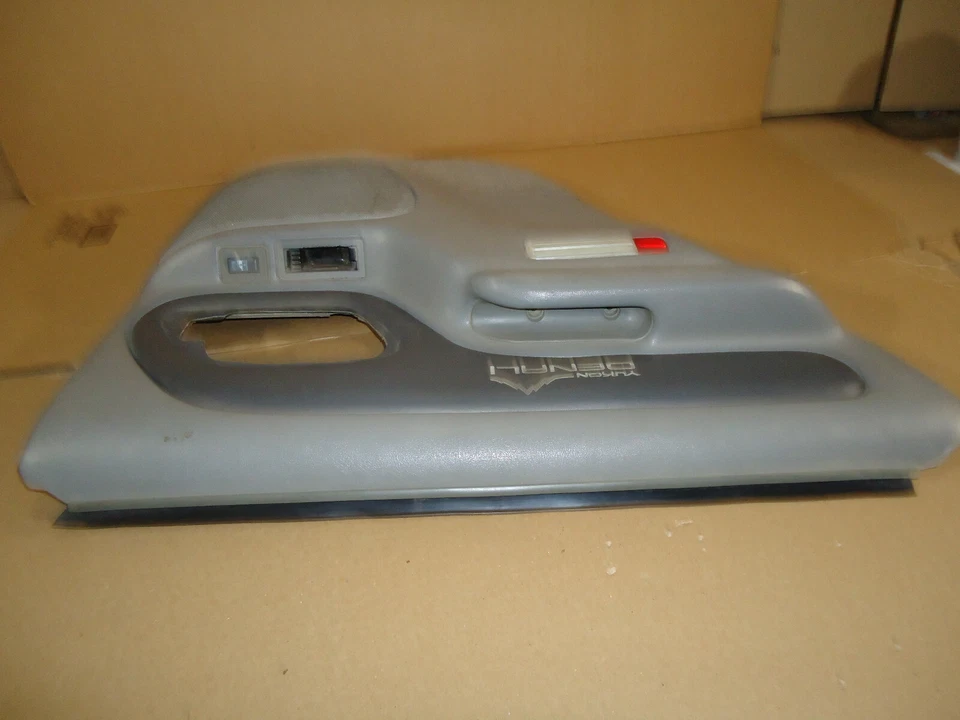 GMC Yukon Denali 1999 2000 trasero izquierdo interior puerta panel gris piedra Foto 4 de 4