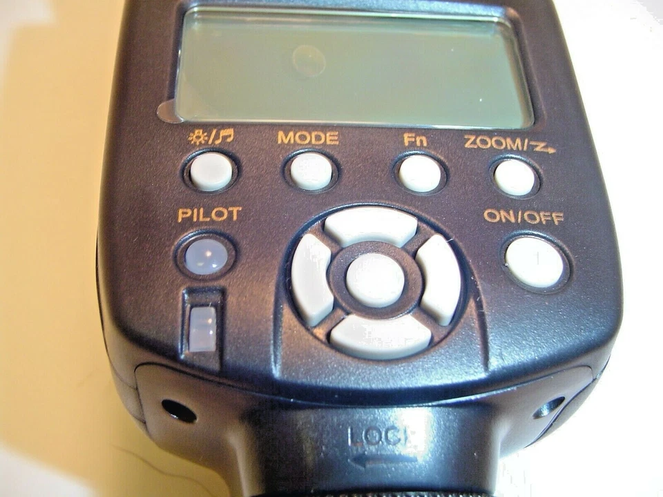 Yongnuo YN565EX Flash Speedlite for canon Nikon Sony Pentax - Image 3 of 4