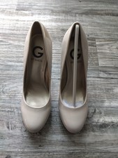 Guess Womens Beige Patent Leather Heels Size 8 M